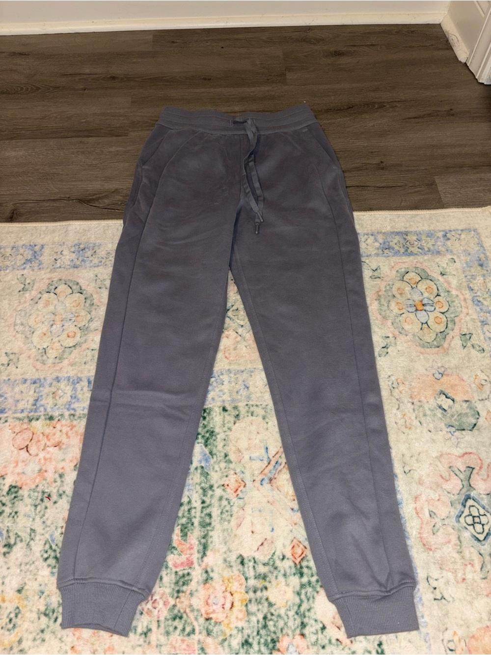 Women’s gray Lululemon lookalike joggers